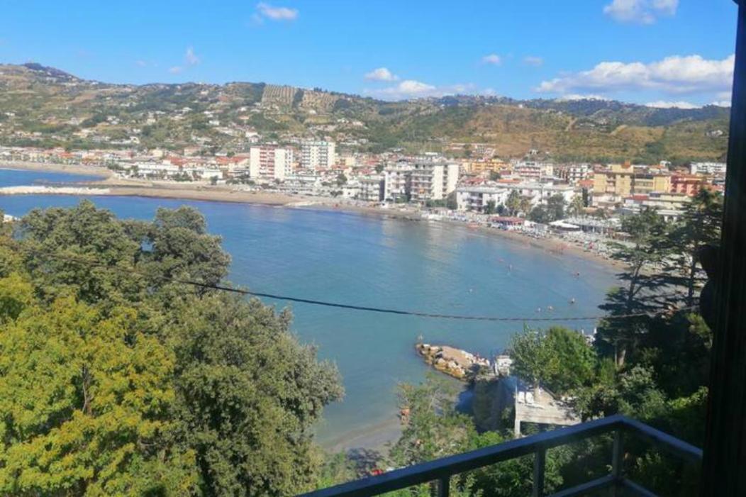 Panoramic Apartments In Villa In Center "The Beach And The Cliff" 1 Agropoli Dış mekan fotoğraf