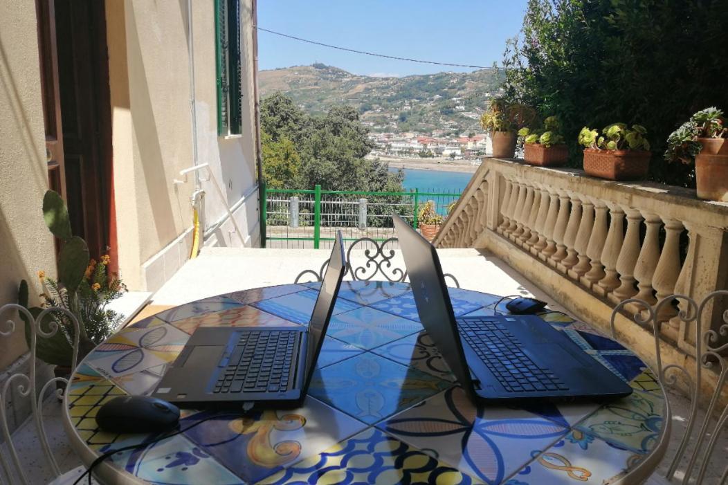 Panoramic Apartments In Villa In Center "The Beach And The Cliff" 1 Agropoli Dış mekan fotoğraf